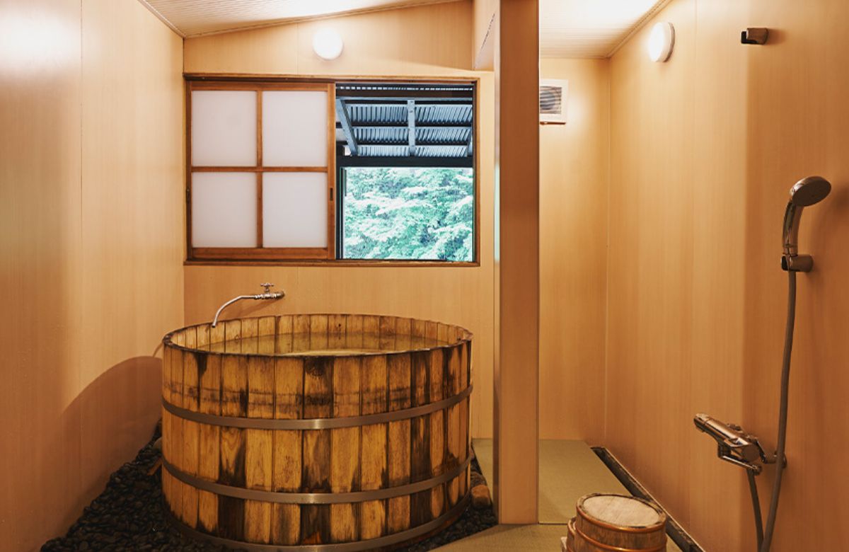 熊野 四季亭の丸桶風呂